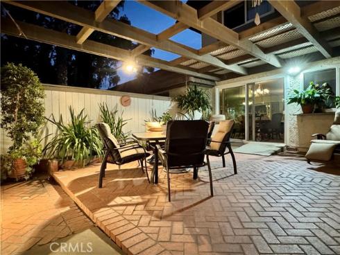 13966  Chelmsford   Walk, Westminster, CA