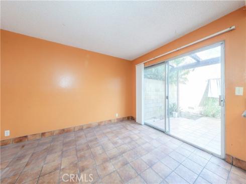 14892 Valencia Plaza, Westminster, CA