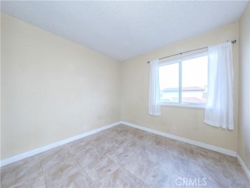 14892 Valencia Plaza, Westminster, CA