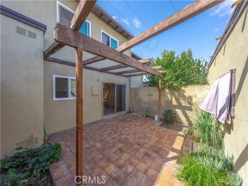 14892 Valencia Plaza, Westminster, CA