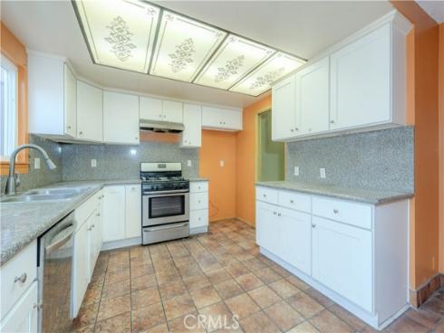 14892 Valencia Plaza, Westminster, CA