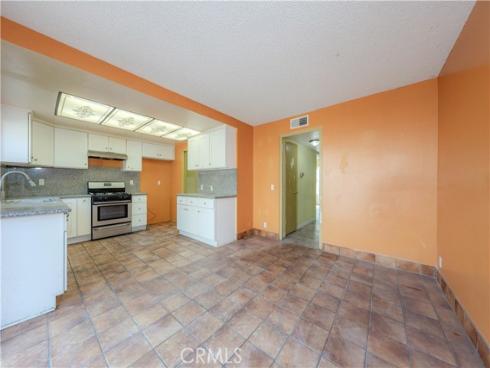 14892 Valencia Plaza, Westminster, CA