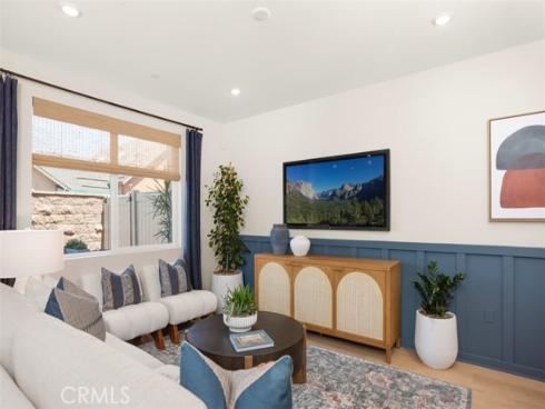 7022  Solara   Way, Westminster, CA