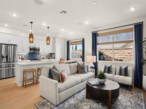 7022  Solara   Way, Westminster, CA