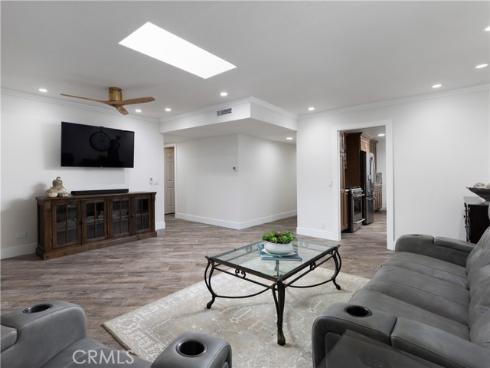 5872 Camphor , Westminster, CA