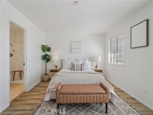 5566  Aldershot  , Westminster, CA