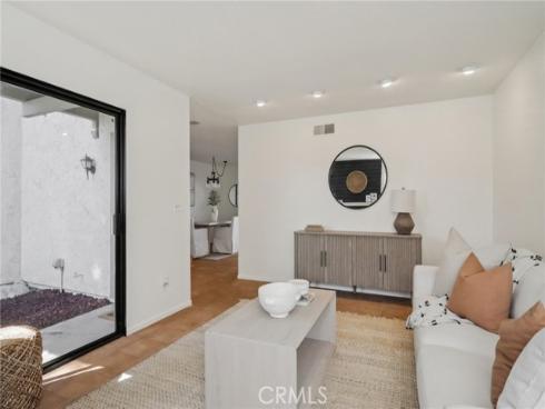 5566  Aldershot  , Westminster, CA