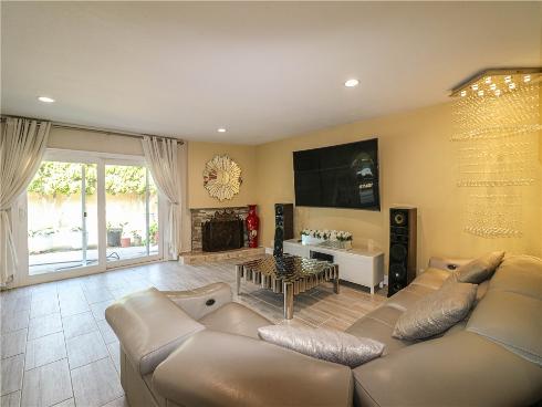 8671  Bermuda   Avenue, Westminster, CA