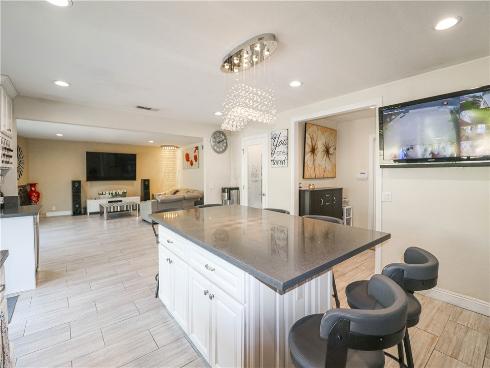 8671  Bermuda   Avenue, Westminster, CA