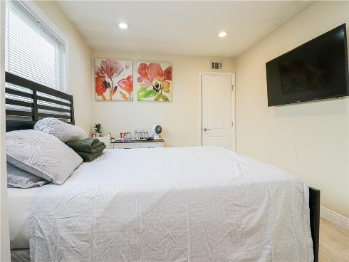 8671  Bermuda   Avenue, Westminster, CA