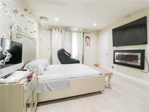 8671  Bermuda   Avenue, Westminster, CA