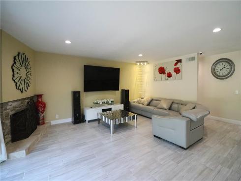 8671  Bermuda   Avenue, Westminster, CA