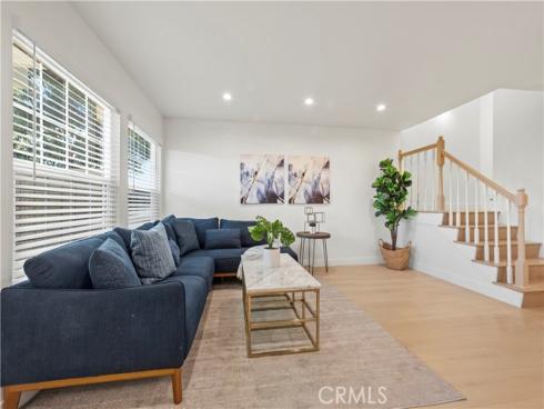 15065  Henley  1  Drive, Westminster, CA