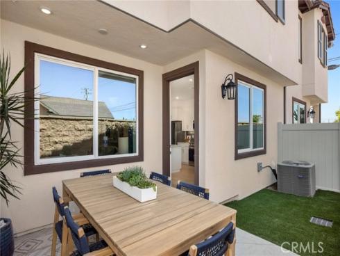 7014  Solara   Way, Westminster, CA