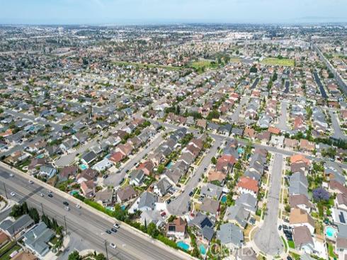 8972 Pebble Beach cir , Westminster, CA