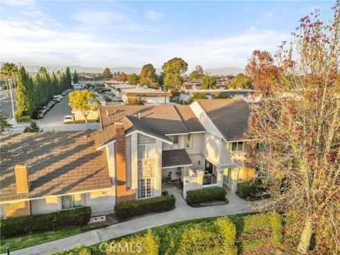 5006 Hampton Court, Westminster, CA
