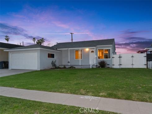 8801 Jennrich , Westminster, CA