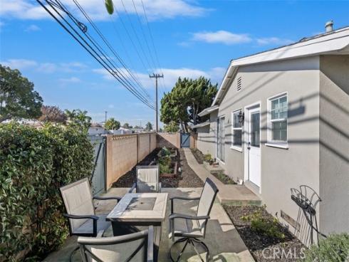 13472 Iowa Street, Westminster, CA