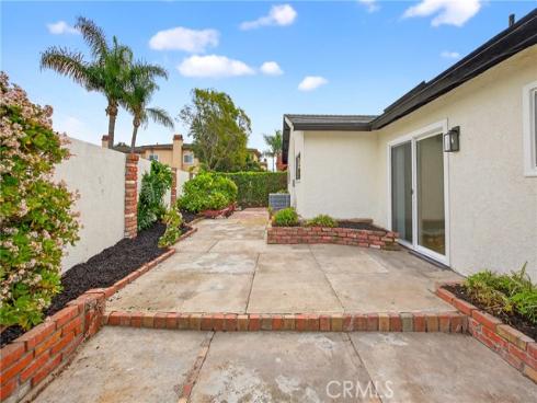 13822 Olive Street, Westminster, CA