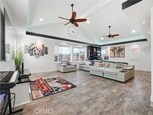 5382 Laverne , Westminster, CA