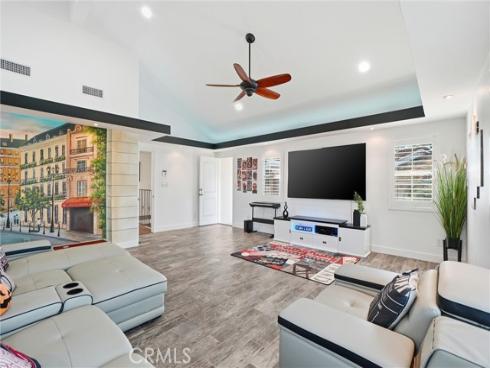 5382 Laverne , Westminster, CA