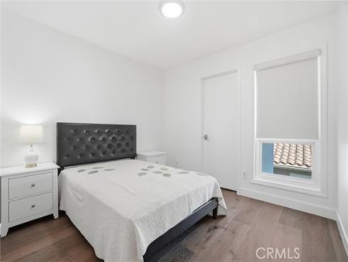 5382 Laverne , Westminster, CA