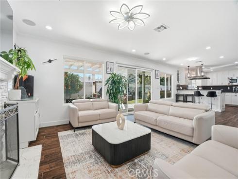 5382 Laverne , Westminster, CA