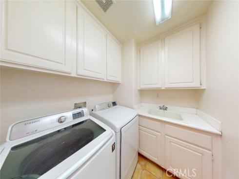 19  Sorbonne  , Westminster, CA