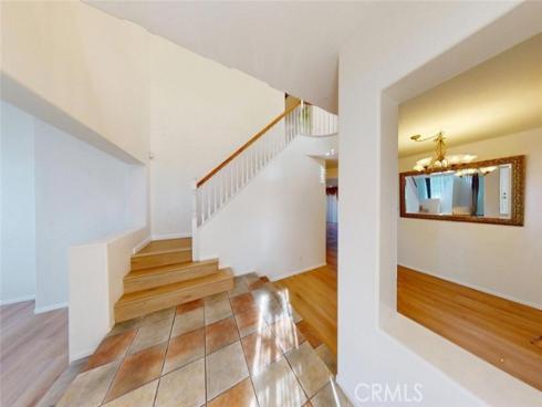 19  Sorbonne  , Westminster, CA