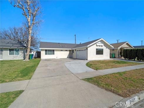 9561  Cardinal   Avenue, Westminster, CA