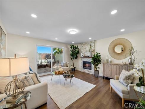 9561  Cardinal   Avenue, Westminster, CA