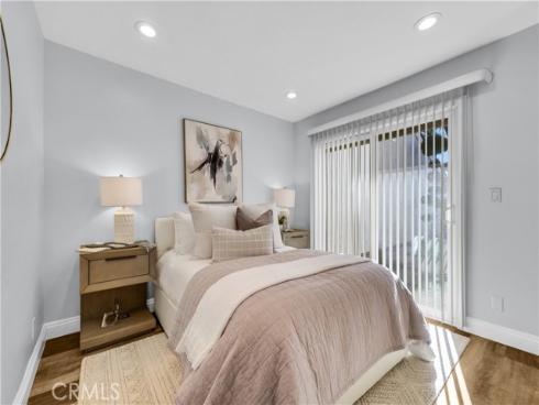 5213  Piccadilly   Circle, Westminster, CA