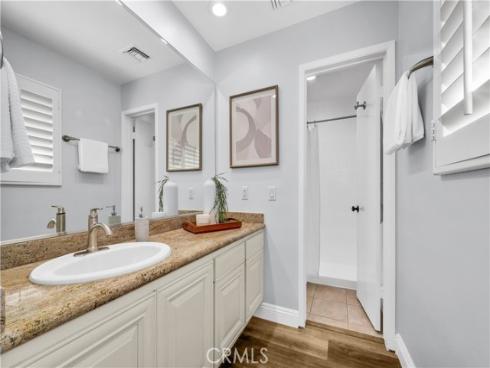 5213  Piccadilly   Circle, Westminster, CA