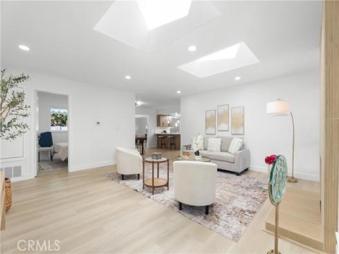 13731 Claremont Street