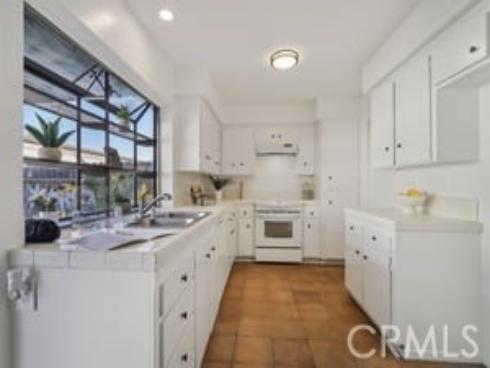 5566  Aldershot  , Westminster, CA