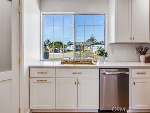 5602  Placer   Avenue, Westminster, CA