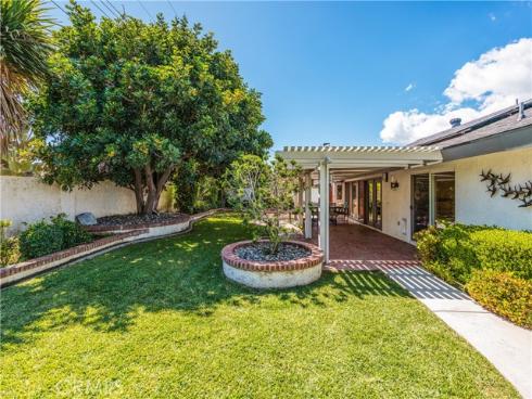 5202  Berkeley  , Westminster, CA