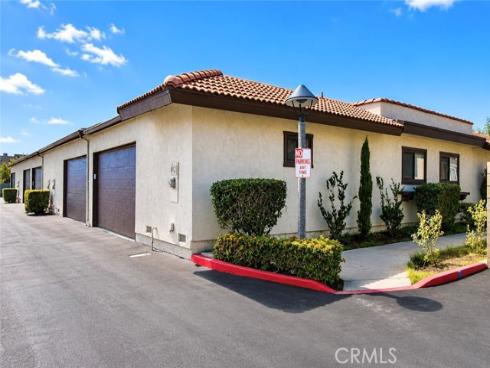 8952 Barcelona , Westminster, CA