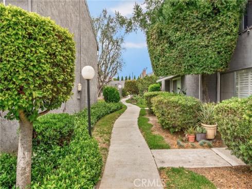 6178  Hefley  , Westminster, CA