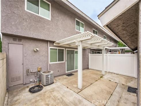 6178  Hefley  , Westminster, CA