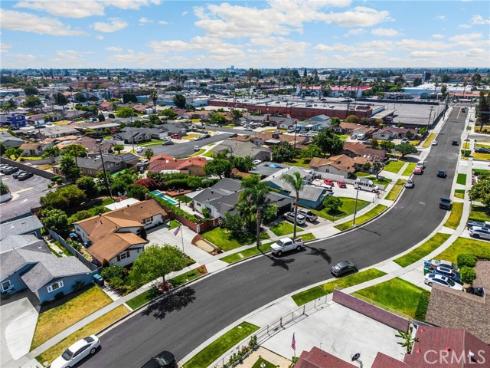 13792  Willow   Lane, Westminster, CA