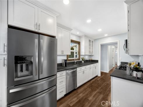 13792 Willow Lane, Westminster, CA