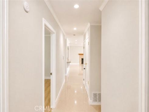 9440 Mcfadden , Westminster, CA