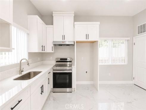 9440 Mcfadden , Westminster, CA