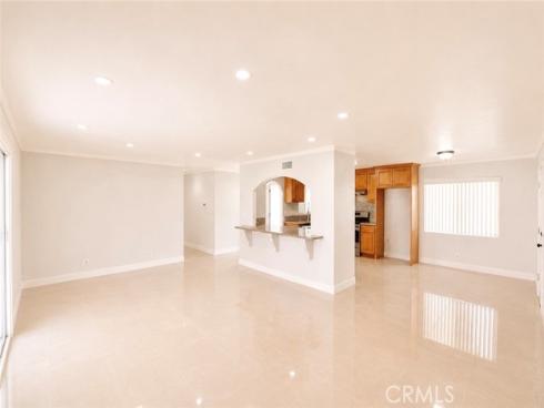 9440 Mcfadden , Westminster, CA