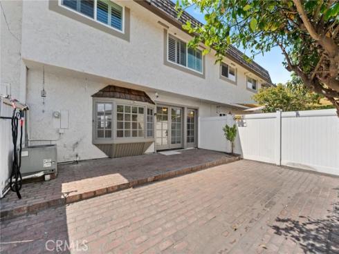 5615 Westminster Blvd , Westminster, CA