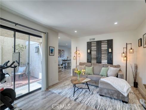14385 Suffolk , Westminster, CA