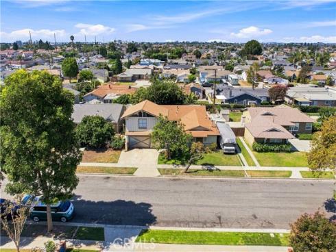 6222 Chickasaw Dr , Westminster, CA