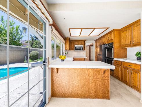 9652 Duke , Westminster, CA