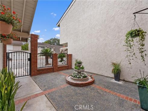5112 Kingscross , Westminster, CA